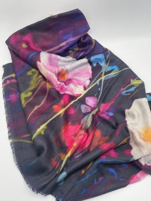 Pashmina in 100% cashmere. Dimensions cm 68x200