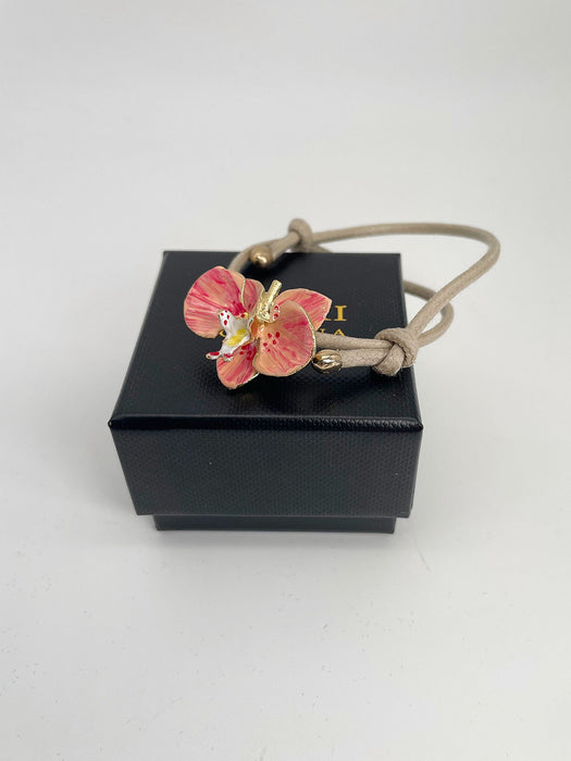 Bracciale con cordino ecru' e Orchidea larghezza cm3
