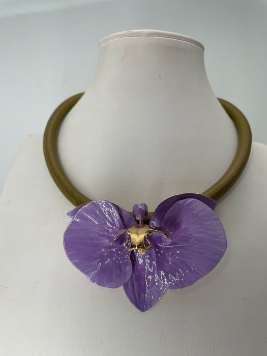 Collana Orchidea larghezza 7.5 cm