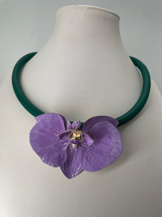 Collana Orchidea larghezza 7.5 cm