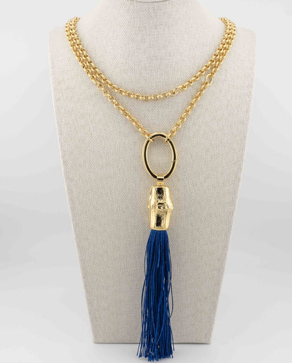 Handcrafted in Tuscany, the Bamboo and Silk Tassel Necklace by Marri Cortona blends nature and elegance in a timeless expression of Italian craftsmanship.