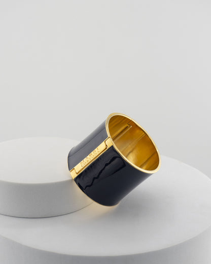 Handcrafted in Tuscany, the MarriCortona Scatto Bracelet in 18k gold bronze with hand-painted enamel blends timeless Italian craftsmanship and modern design.