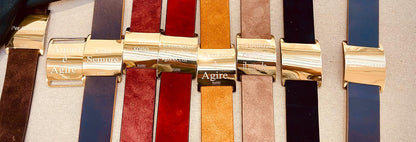 Personalized bracelet with 18K gold-plated bronze charm and suede leather strap.
An original Marri Cortona design — handmade in Tuscany.