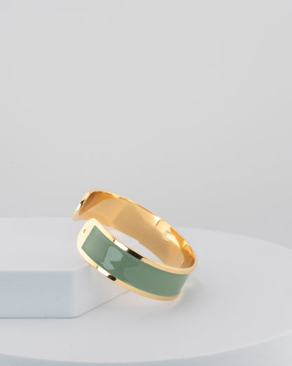 Handcrafted in Tuscany, the MarriCortona Smalto Bracelets in 18k gold and hand-painted enamel shine with color, elegance, and authentic Italian artistry.
