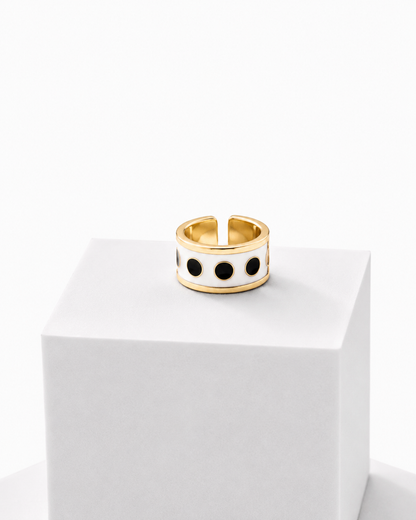 Anillo Black & White 1 cm de alto n.º 13