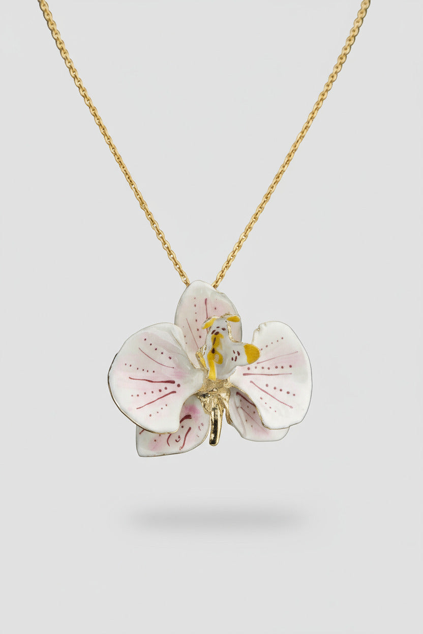 Handcrafted in Tuscany, the Marri Cortona Orchidea Necklace in 18k gold bronze captures the orchid’s grace — elegant, hand-enameled, and timelessly Italian.