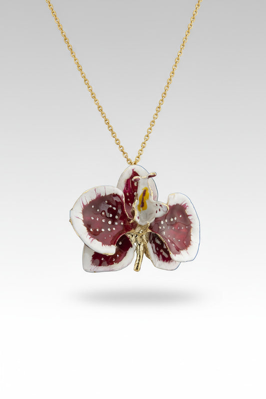 Handcrafted in Tuscany, the Marri Cortona Orchidea Necklace in 18k gold bronze captures the orchid’s grace — elegant, hand-enameled, and timelessly Italian.