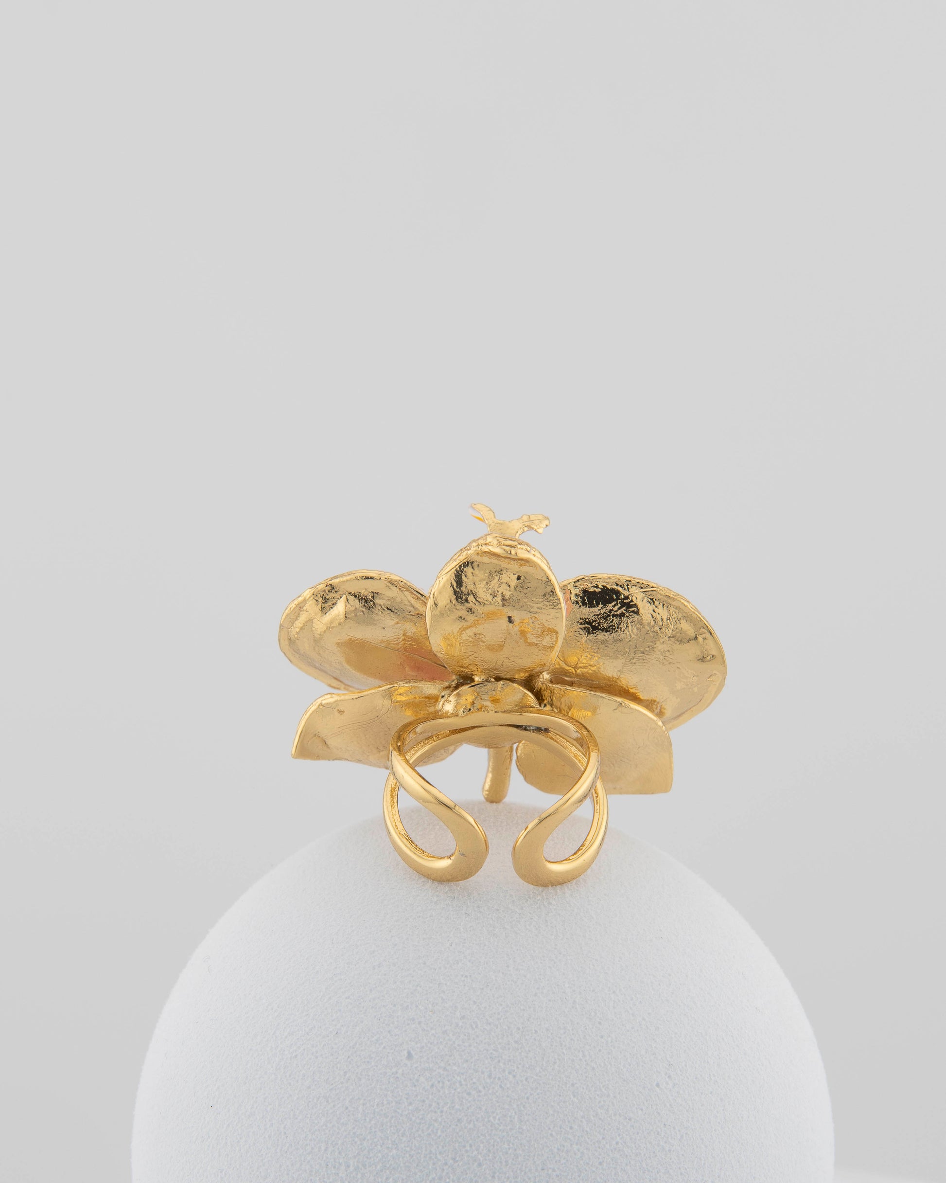 Handcrafted in Tuscany, the Marri Cortona Orchidea Ring in 18k gold bronze captures the orchid’s grace — unique, hand-enameled, and timelessly elegant.