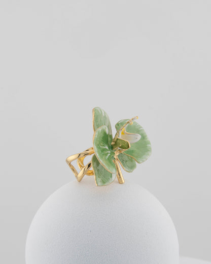 Handcrafted in Tuscany, the Marri Cortona Orchidea Ring in 18k gold bronze captures the orchid’s grace — unique, hand-enameled, and timelessly elegant.