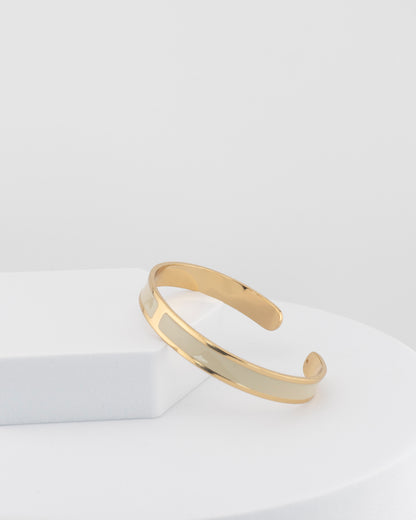 Handcrafted in Tuscany, the MarriCortona Smalto Bracelets in 18k gold and hand-painted enamel embody Italian artistry, color, and timeless elegance.