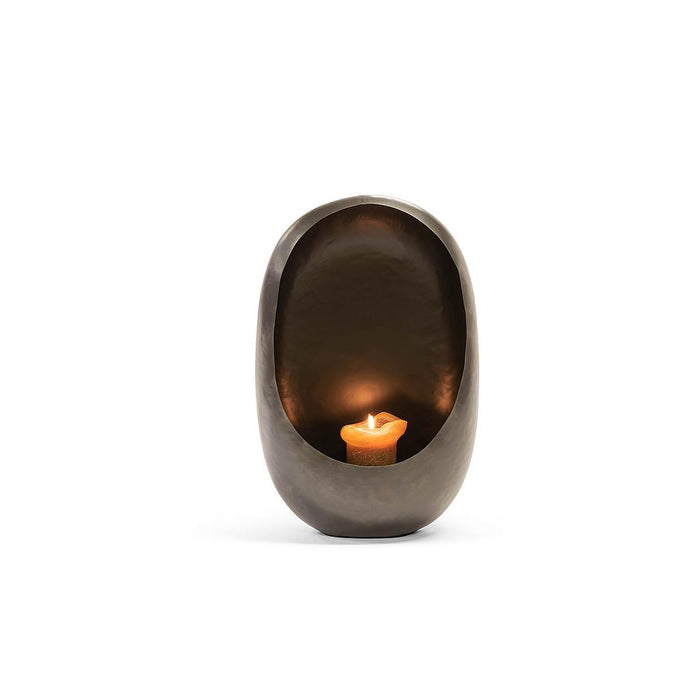 'Egg' candle holder