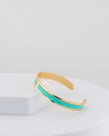Handcrafted in Tuscany, the MarriCortona Smalto Bracelets in 18k gold and hand-painted enamel embody Italian artistry, color, and timeless elegance.