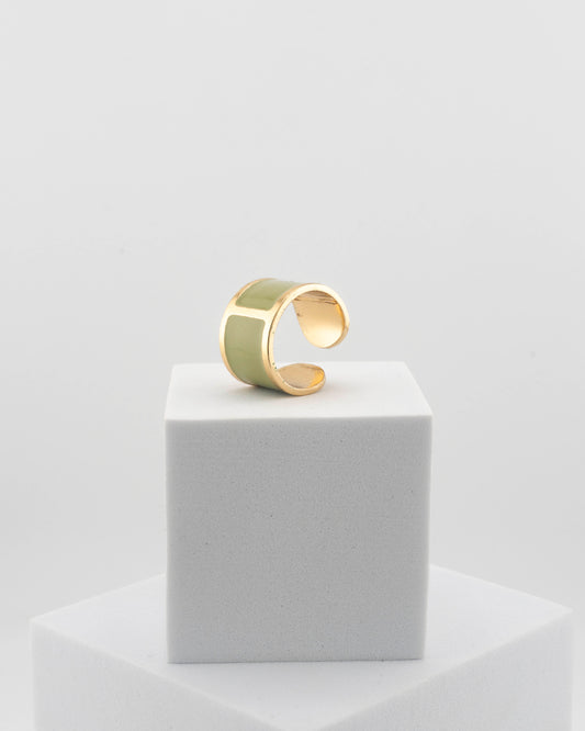 Handcrafted in Tuscany, the MarriCortona Smalto Rings combine 18k gold and hand-painted enamel — vibrant, refined, and authentically Made in Italy.