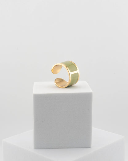 Handcrafted in Tuscany, the MarriCortona Smalto Rings combine 18k gold and hand-painted enamel — vibrant, refined, and authentically Made in Italy.