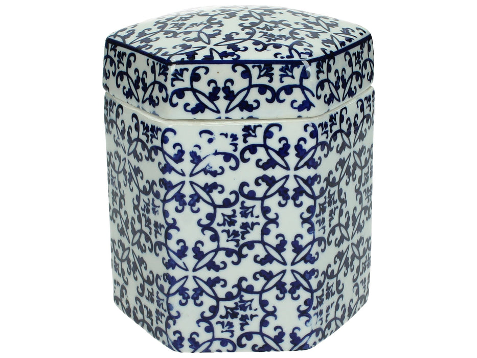 Ceramic vase potiche, white and blue China