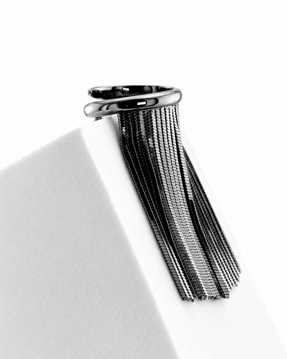 Anillo 'Voila' baño oro negro
