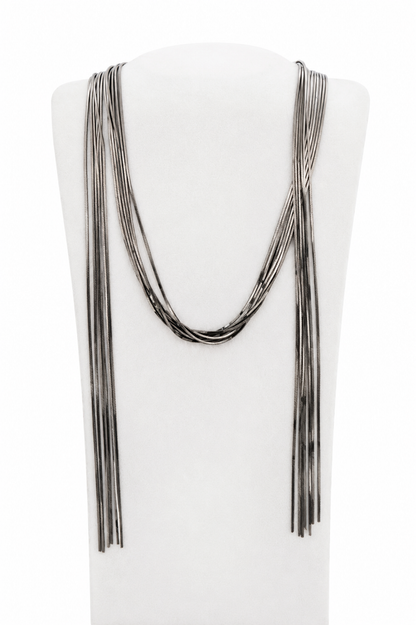 Collar Voila' con 6 hilos de Oro Negro