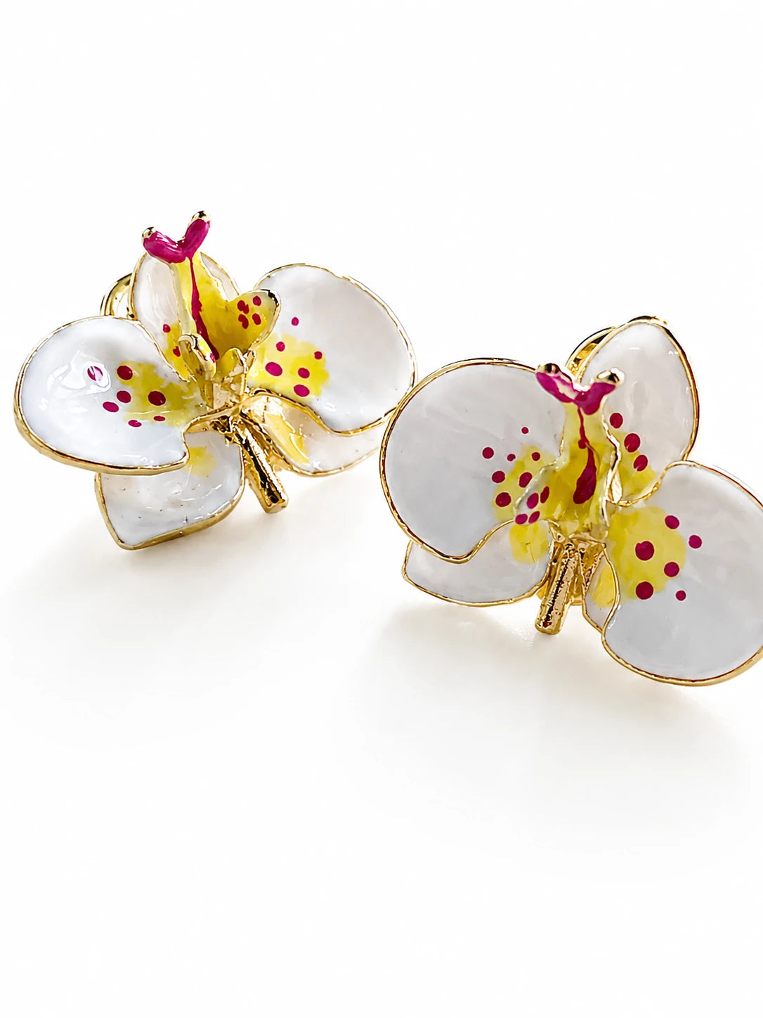 Pendientes Orquídea Leche y Girasol tamaño 3 cm