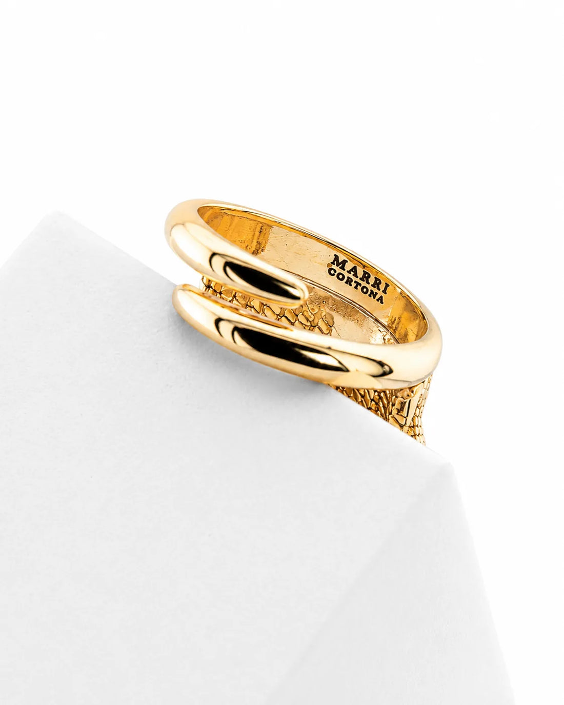 Anello  'Voila' bagno oro giallo