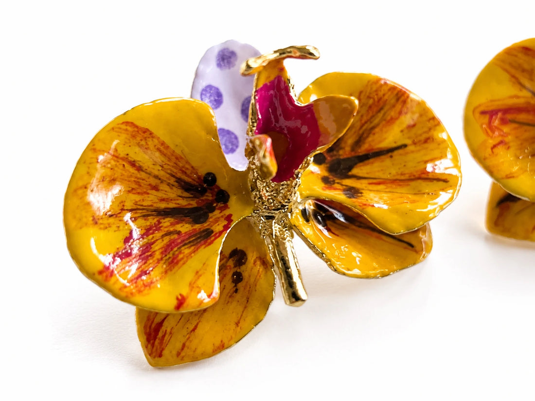Milk Orchid and Sunflower Earrings, size 3 cm