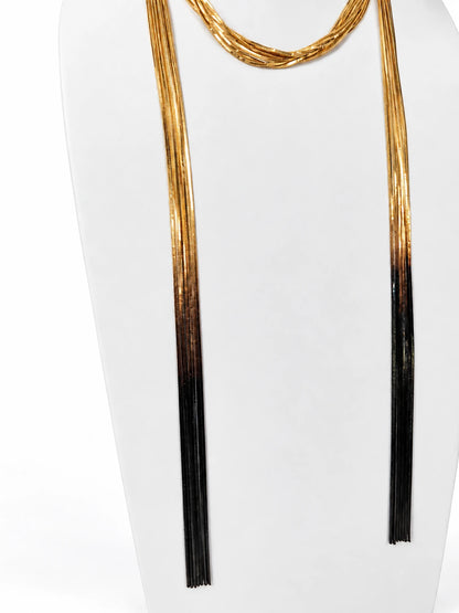 Collar Voilà de 6 hilos degradados en oro y negro