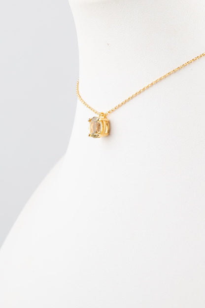 La Pietra dell’Anima di  Novembre   Choker  Zaffiro Giallo  1,97  ct Diametro 8 mm