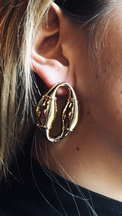 Dore' Shiva model earrings
